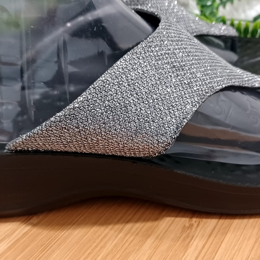 Aerothotic Womensilver Glitter Metalluc Flip Flop Platform Thong Sandals Sz 8.5 - Picture 7 of 12